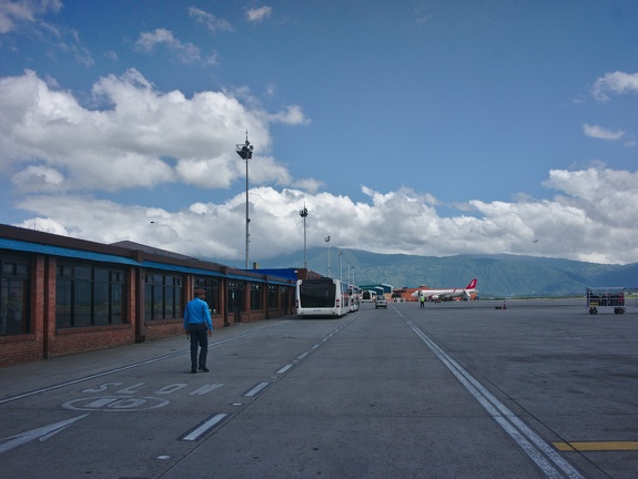 Aéroport international Tribhuvan
